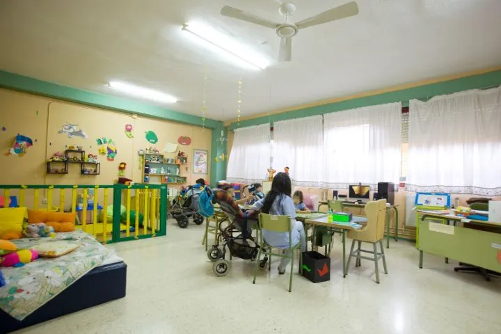 Málaga cuenta con 403 profesionales más desde 2019 para atender al alumnado con necesidades educativas especiales Málaga cuenta con 403 profesionales más desde 2019 para atender al alumnado con necesidades educativas especiales