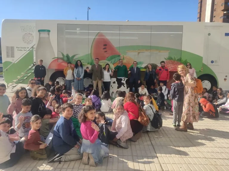 Más de 110.000 alumnos de la provincia participan en el Plan Escolar de Consumo de Frutas, Hortalizas y Leche