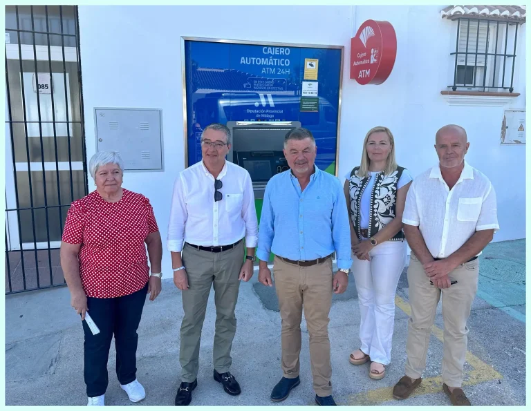 La Diputación dedica 132.000 euros para la instalación de cajeros automáticos en nueve municipios sin oficinas bancarias La Diputación dedica 132.000 euros para la instalación de cajeros automáticos en nueve municipios sin oficinas bancarias