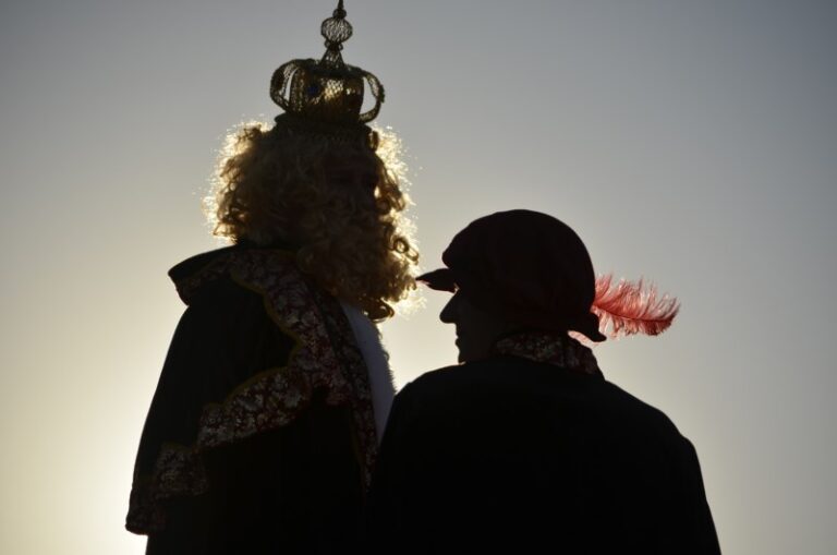 Recomendaciones de seguridad del Servicio de Emergencias de La Junta (112) para Las Cabalgatas de Reyes Recomendaciones de seguridad del Servicio de Emergencias de La Junta (112) para Las Cabalgatas de Reyes