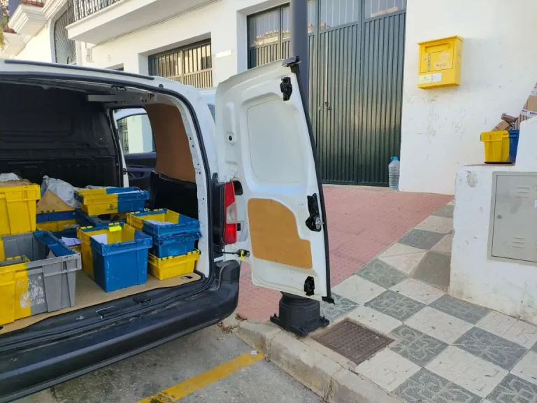 CCOO denuncia que Correos cierra la oficina de Frigiliana y la sustituye por una furgoneta CCOO denuncia que Correos cierra la oficina de Frigiliana y la sustituye por una furgoneta