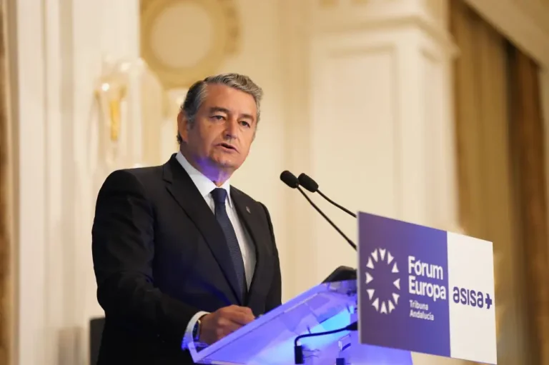 Antonio Sanz anuncia la creación en Vélez-Málaga de un nodo de formación digital sobre agrotech Antonio Sanz anuncia la creación en Vélez-Málaga de un nodo de formación digital sobre agrotech