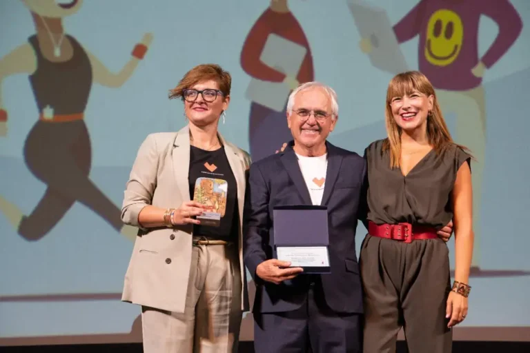 La Junta homenajea a las personas mayores que son “fuente de inspiración” para la Andalucía del futuro