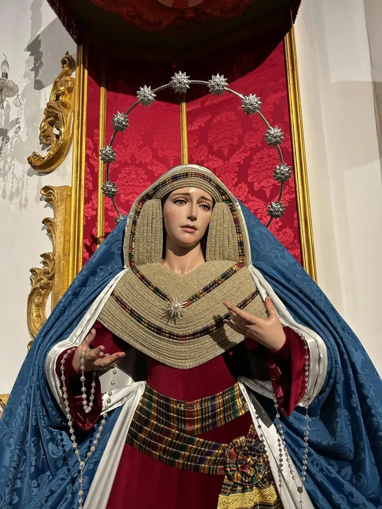 La Cofradía de la Resurrección presenta el boceto del trono de la Virgen de la Estrella tras 15 años de espera en Vélez-Málaga