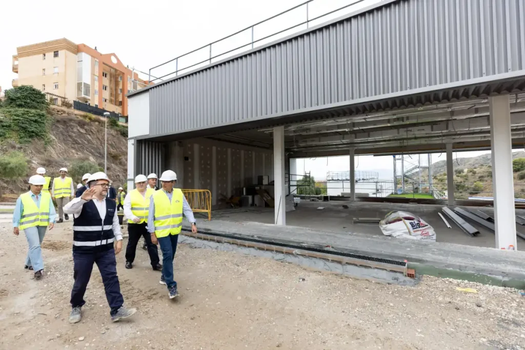 Las obras del nuevo parque de bomberos de Rincón de la Victoria se encuentran a casi el 80% de ejecución